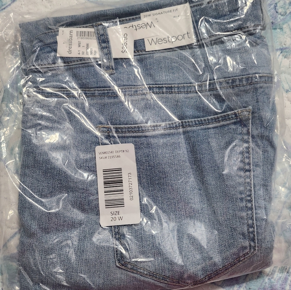 Westport Mudrise Capri - 20W NWT
